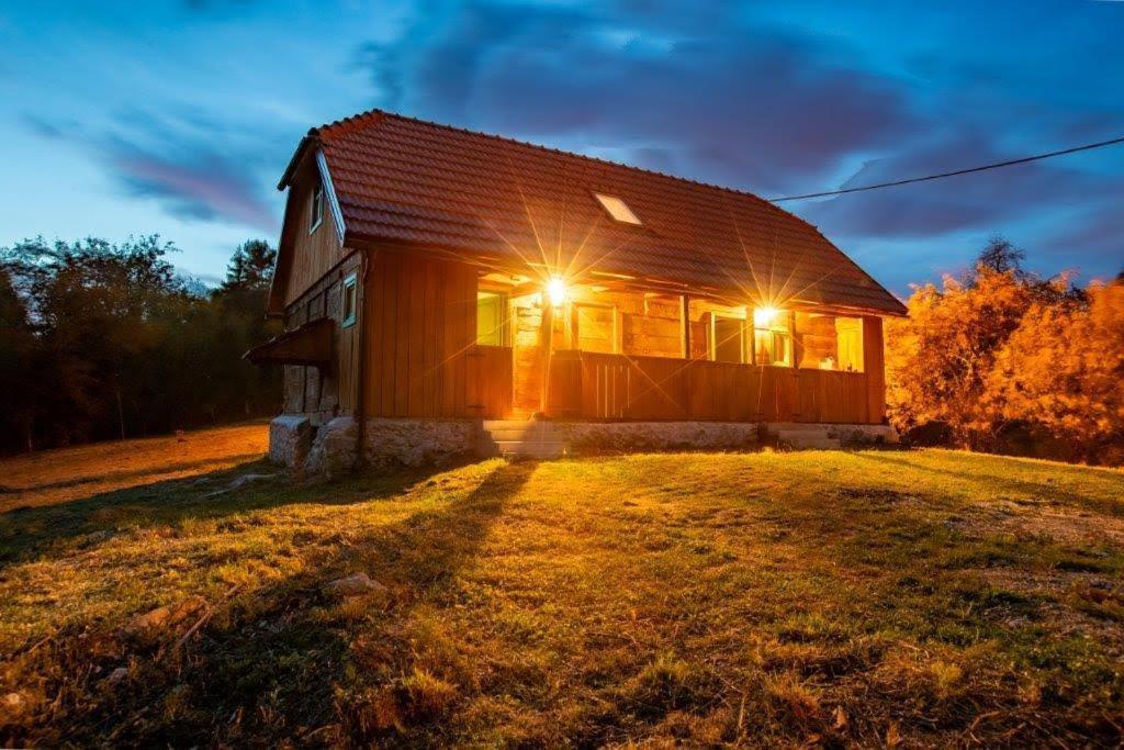 Bakina Iza Villa Duga Resa Exterior photo